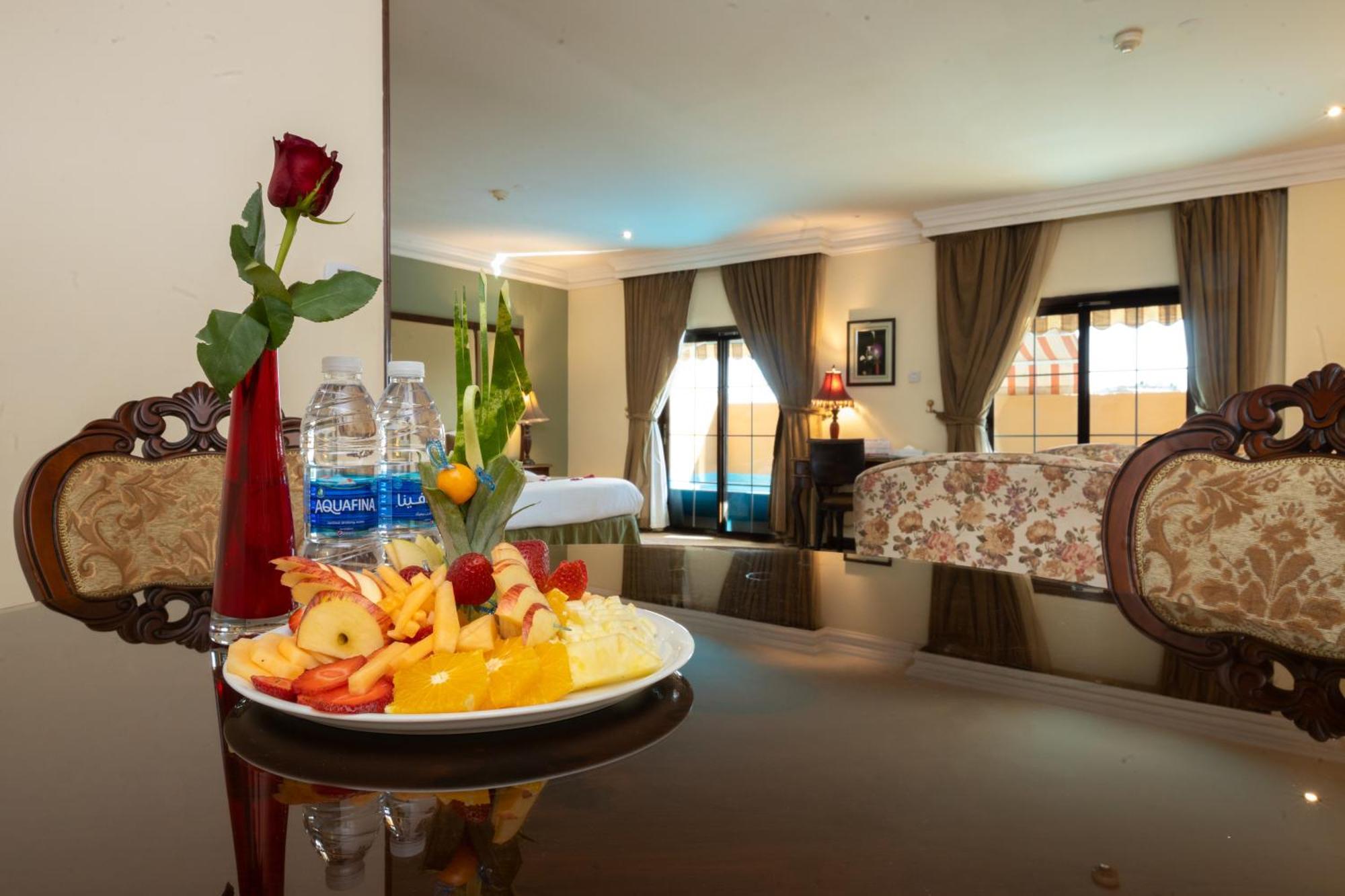 The Convention Center & Royal Suites Hotel Κουβέιτ Εξωτερικό φωτογραφία