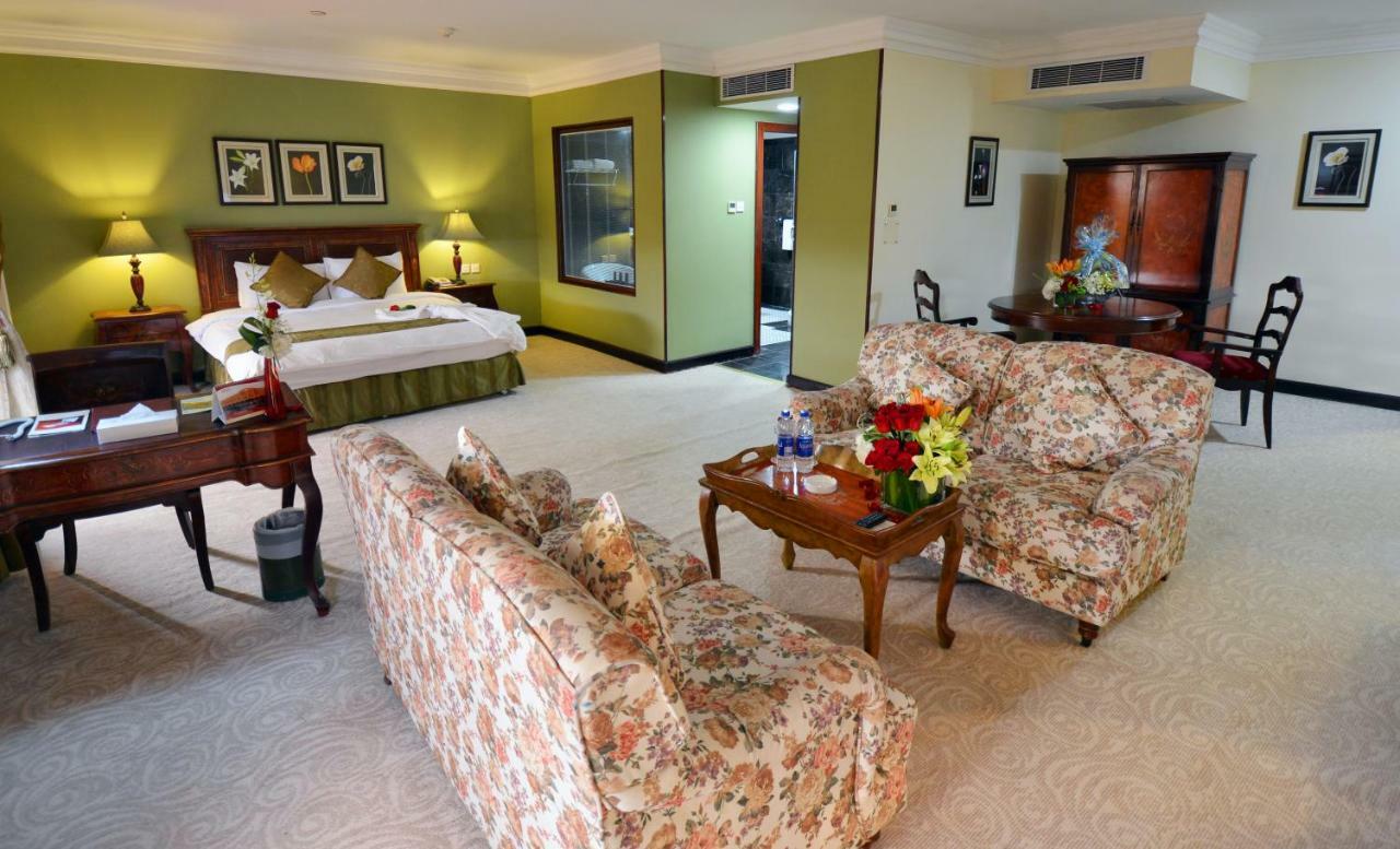 The Convention Center & Royal Suites Hotel Κουβέιτ Εξωτερικό φωτογραφία